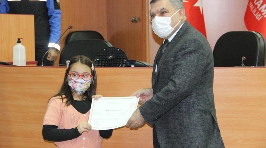 Karaman’da robotik kodlama kursunu bitiren öğrencilere sertifika