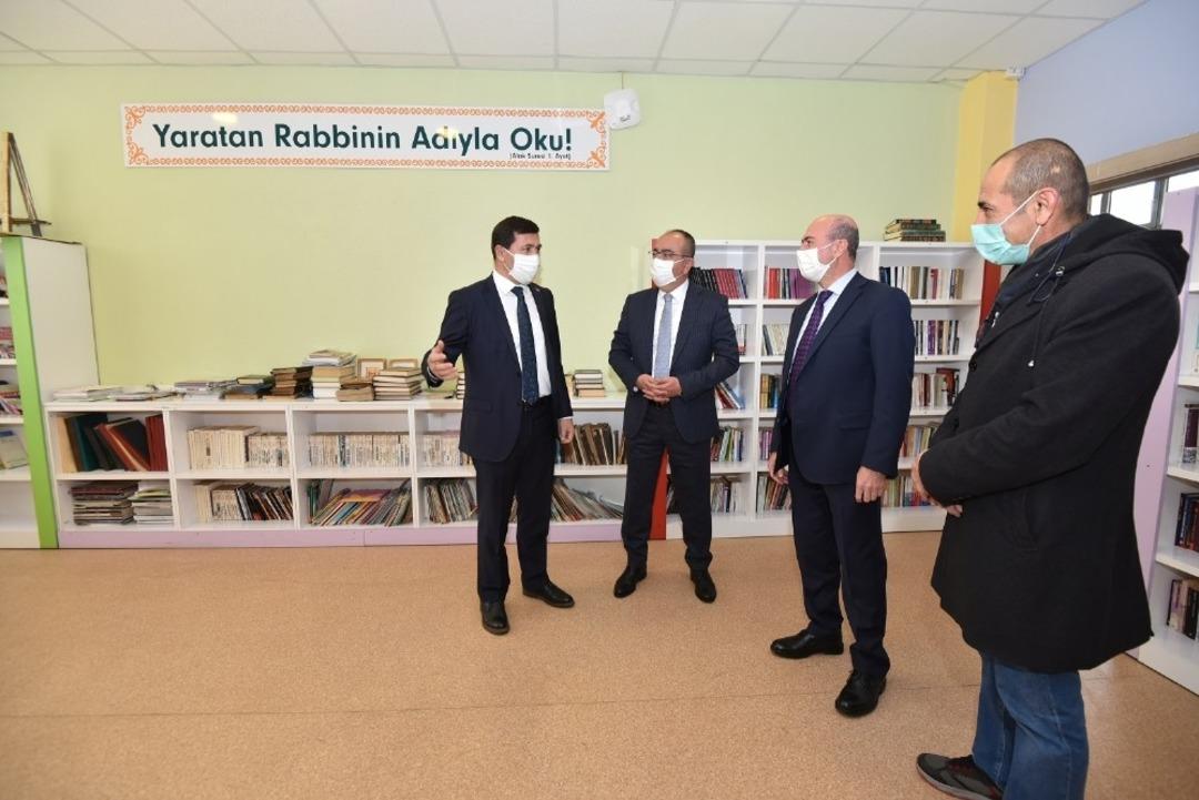 Başkanlar Konya Anadolu İmam Hatip Lisesi anılarını tazeledi