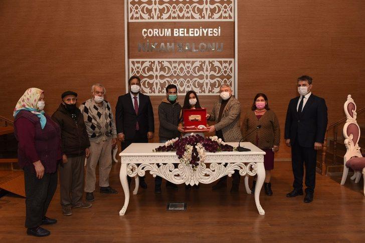 Yenilen nikah sarayında ilk nikahı başkan Aşgın kıydı G3