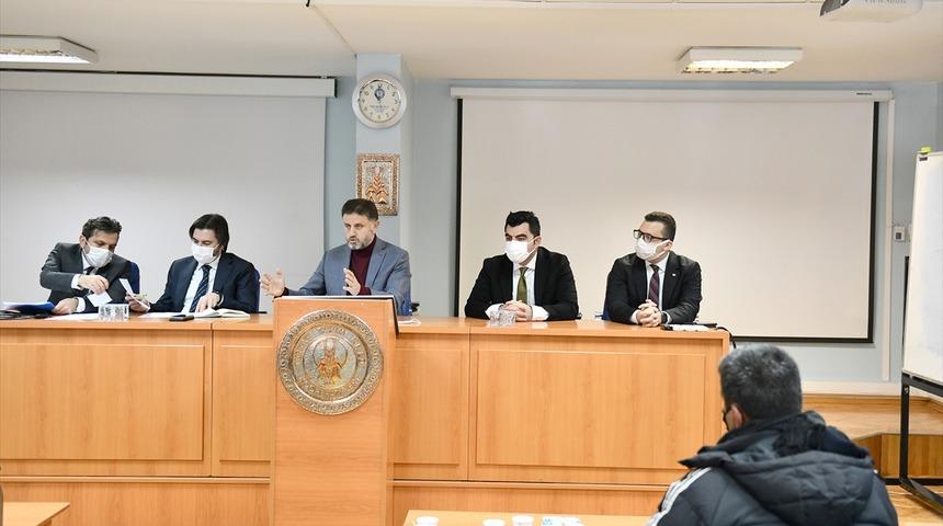 T&uuml;rkiye Tarım Kredi Kooperatifleri Genel M&uuml;d&uuml;r&uuml; Fahrettin Poyraz, &ccedil;ift&ccedil;ilerin sorunlarını dinledi