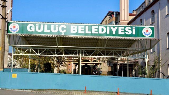 Gülüç Belediyesi cami cemaati için sundurma yaptı