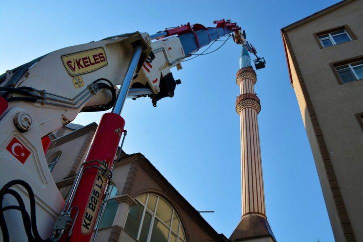 Gülüç Belediyesi cami cemaati için sundurma yaptı G5