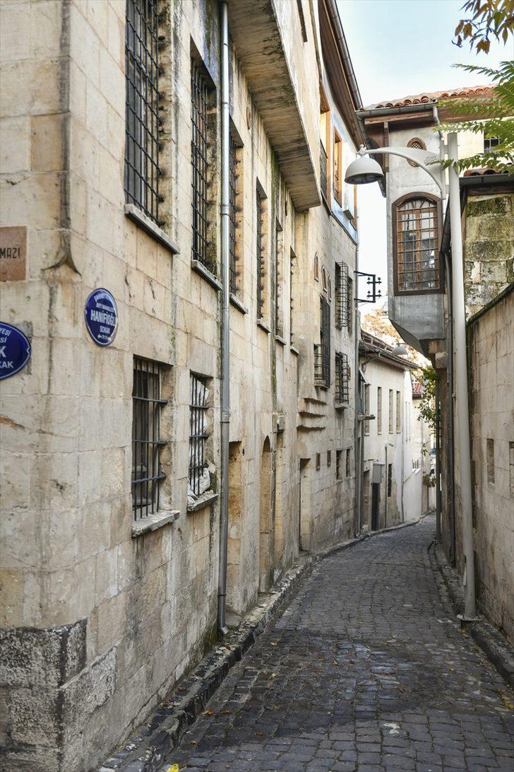 Gaziantep, Şanlıurfa, Adıyaman, Kilis, Malatya ve Kahramanmaraş'ta sokaklar boş kaldı G1