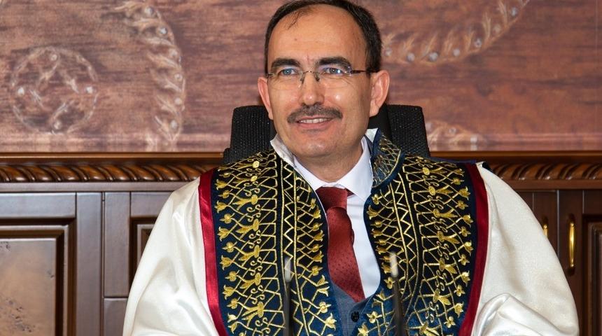 Rekt&ouml;r Prof. Dr. Ş&uuml;kr&uuml; Beydemir&rsquo;in 5 Aralık mesajı