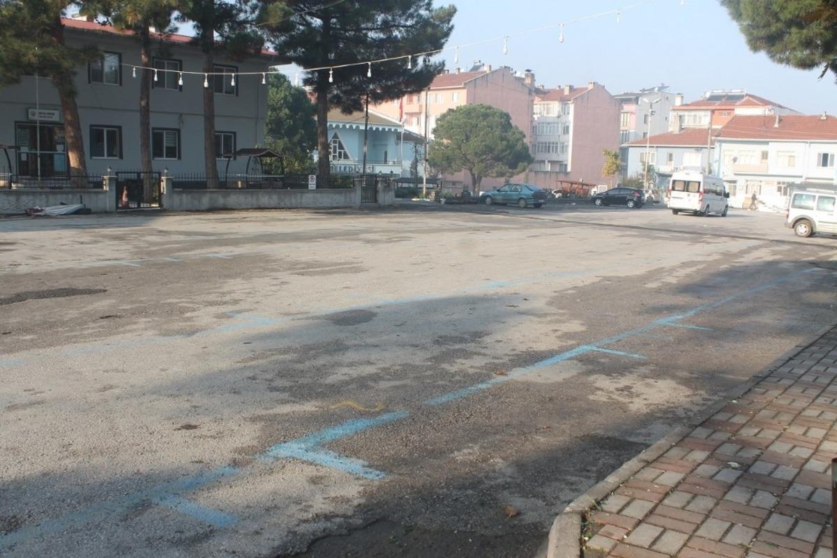 Manyas halkı sokak yasağına tam uyum sağlıyor