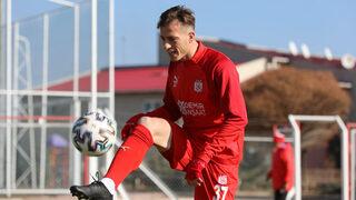 Sivasspor’da Hakan Arslan koronavirüsü atlattı