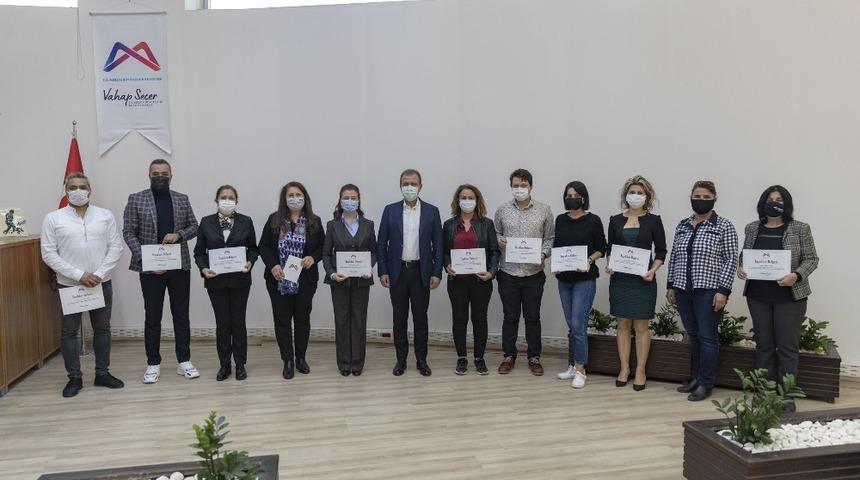 Se&ccedil;er: "B&uuml;t&uuml;n renkleri kucaklayacağız"