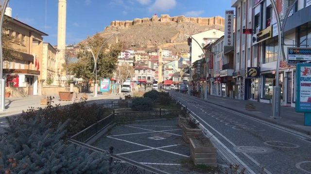 Bayburt’ta sokaklar boş kaldı