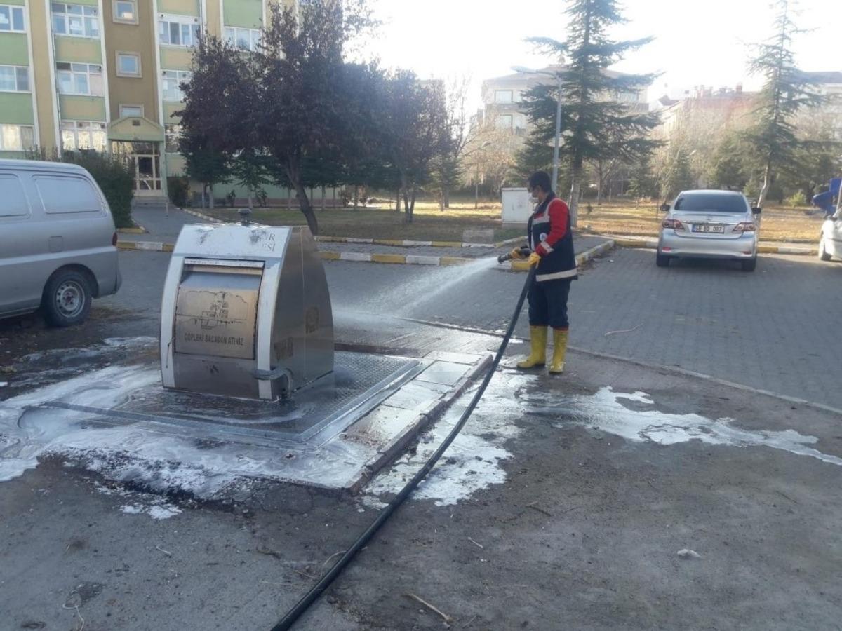 Nevşehir Belediyesi kısıtlamayı fırsata &ccedil;evirdi, şehri temizledi