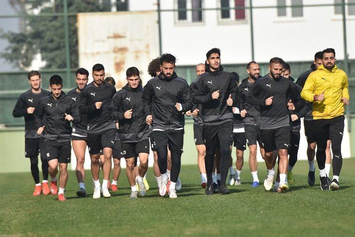Namağlup Manisa FK, Uşakspor maçına hazırlanıyor G2