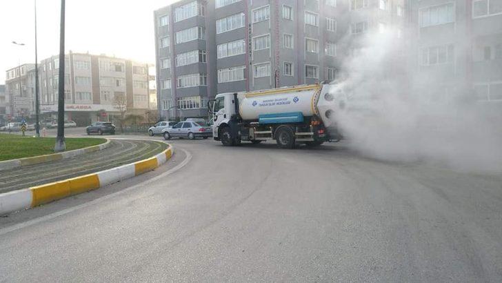 Bandırma’da her yer dezenfekte ediliyor G4