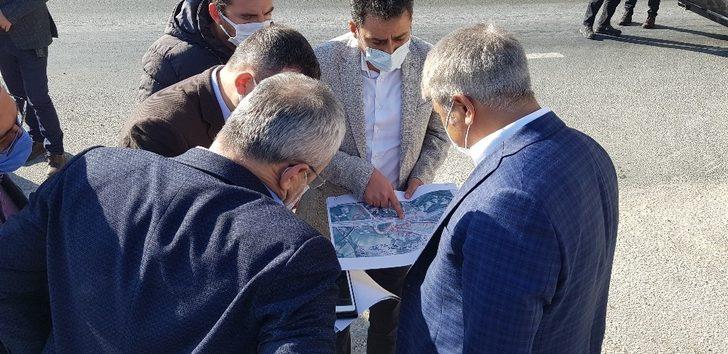 Vali ve Milletvekilleri yapımı tamamlanan kavşakları inceledi G3