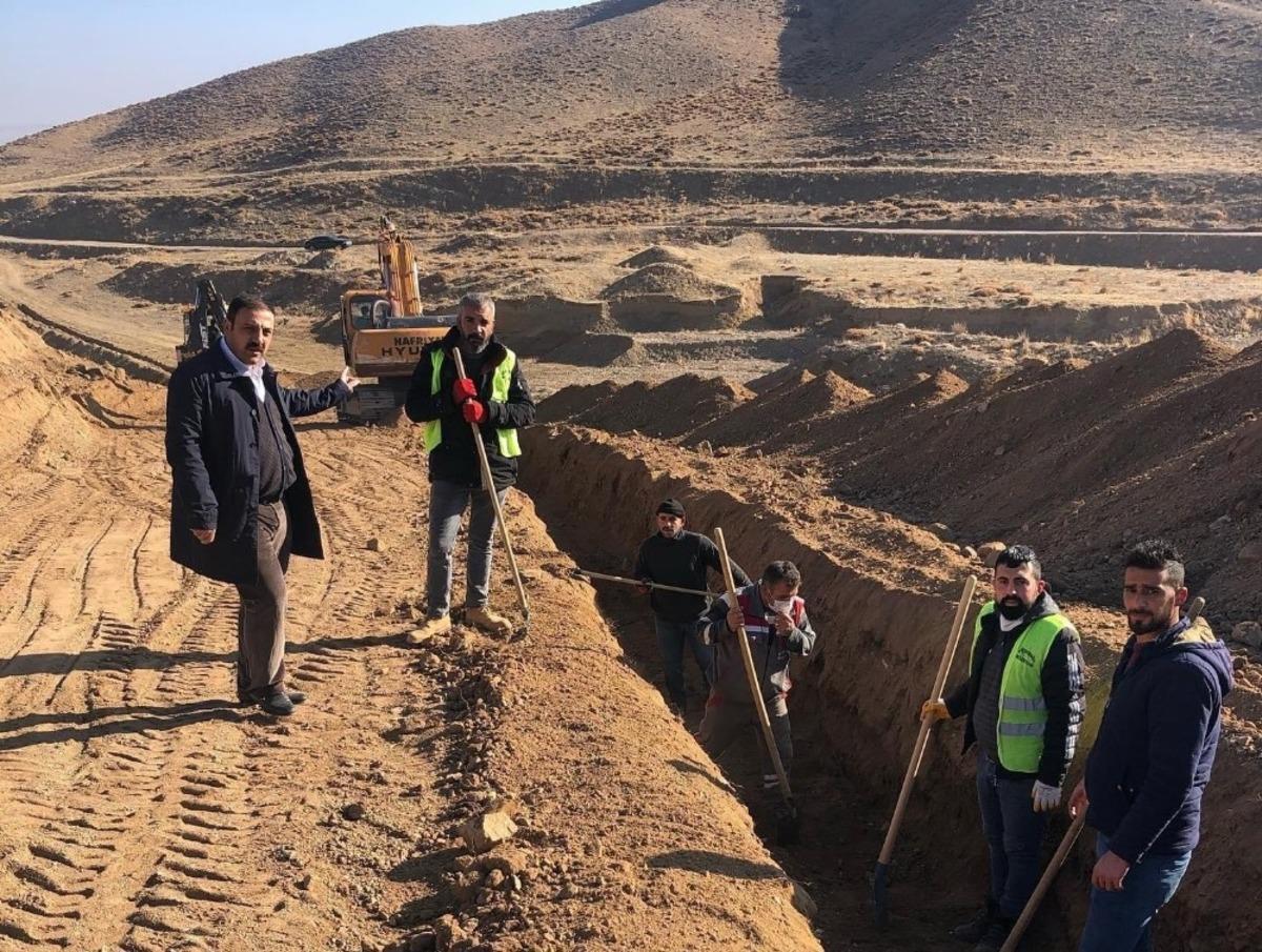 &Ccedil;i&ccedil;ekdağı il&ccedil;esine kilit parke &uuml;retim tesisi kuruluyor