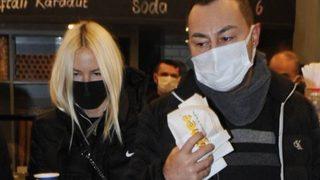 Serdar Ortaç ve Seçil Gür'ün waffle keyfi