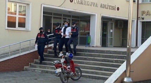 Ticari takside uyuşturucuyla yakalanan şüpheli tutuklandı