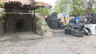 Lastikler arasında 500 yıllık tarihi şapel