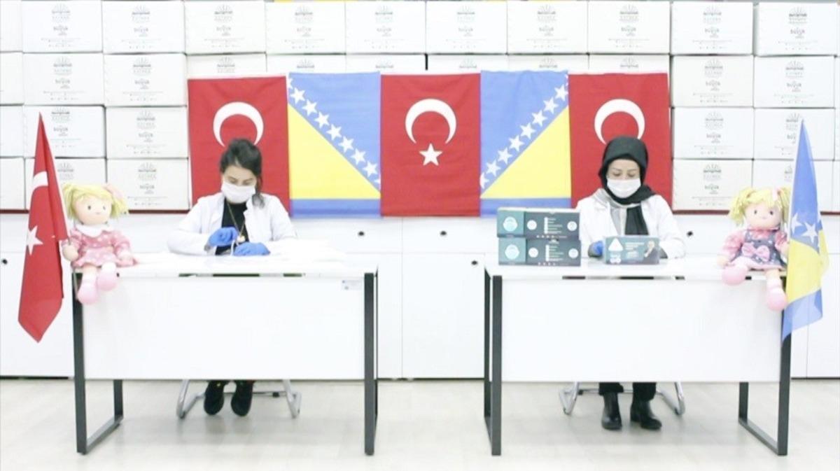 Kayseri&rsquo;den kardeş şehir Mostar&rsquo;a 50 bin adet maske ve hijyen malzemesi