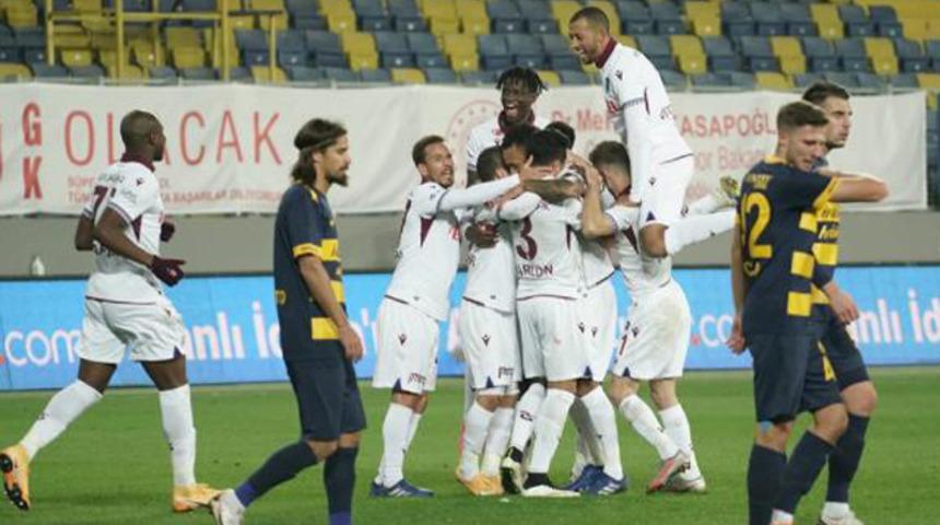 Trabzonspor'da Pereira’nın yerine Serkan Asan oynayacak