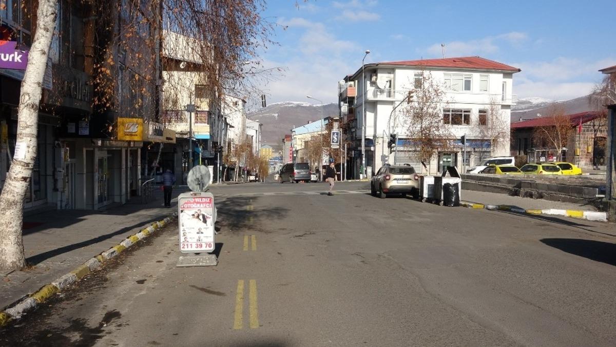 Ardahan&rsquo;da cadde ve sokaklar boş kaldı