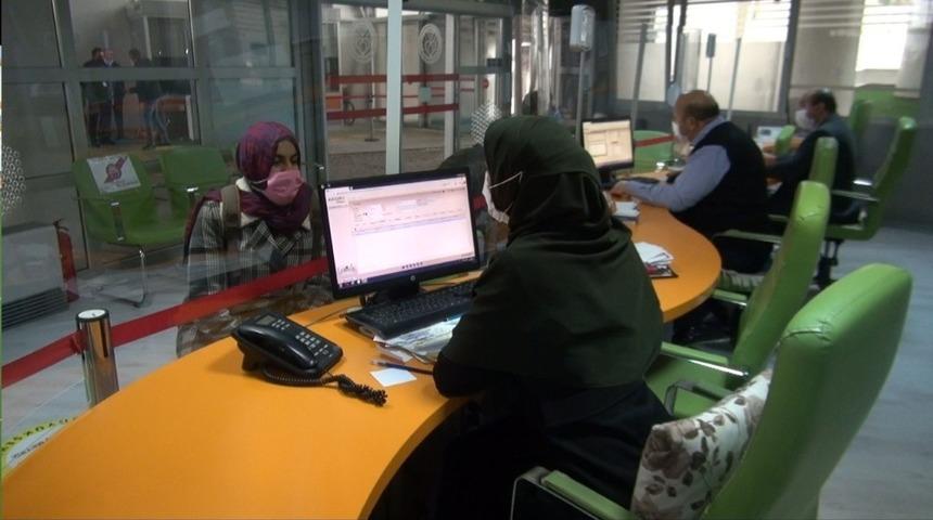 S&uuml;per hizmet masası vatandaşların işlemlerini kolaylaştırıyor