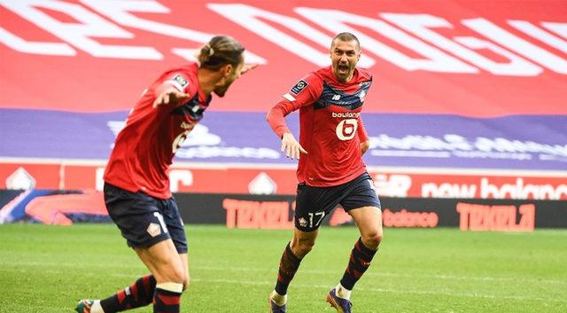 Tarih yazıyorlar... Asist Burak, gol Yusuf Yazıcı!