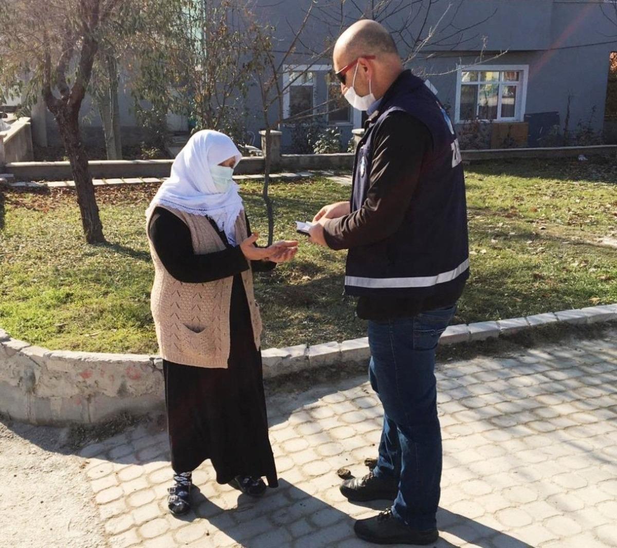 Zabıta M&uuml;d&uuml;rl&uuml;ğ&uuml; ekipleri vatandaşlar i&ccedil;in seferber oldu