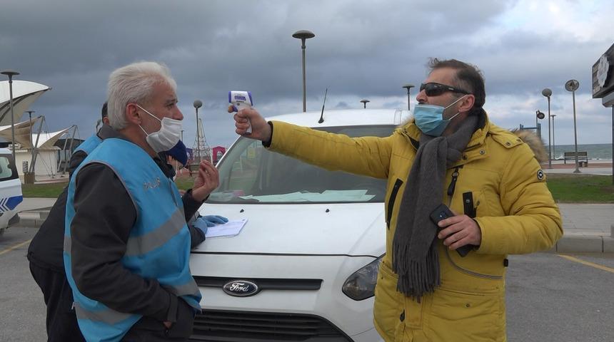 Kısıtlamayı ihlal eden s&uuml;r&uuml;c&uuml;, polislerin ateşini &ouml;l&ccedil;mek istedi