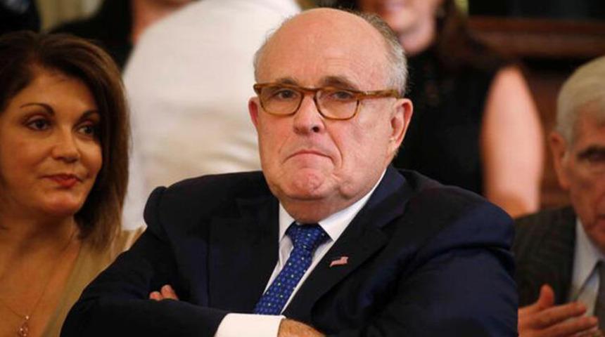 Trump'ın avukatı Rudy Giuliani koronavirüse yakalandı