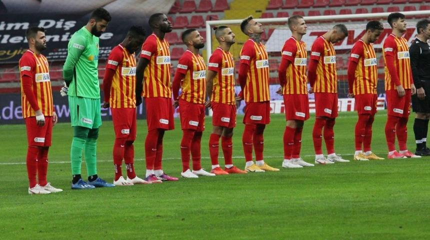 Aziz Behich ilk asistini yaptı