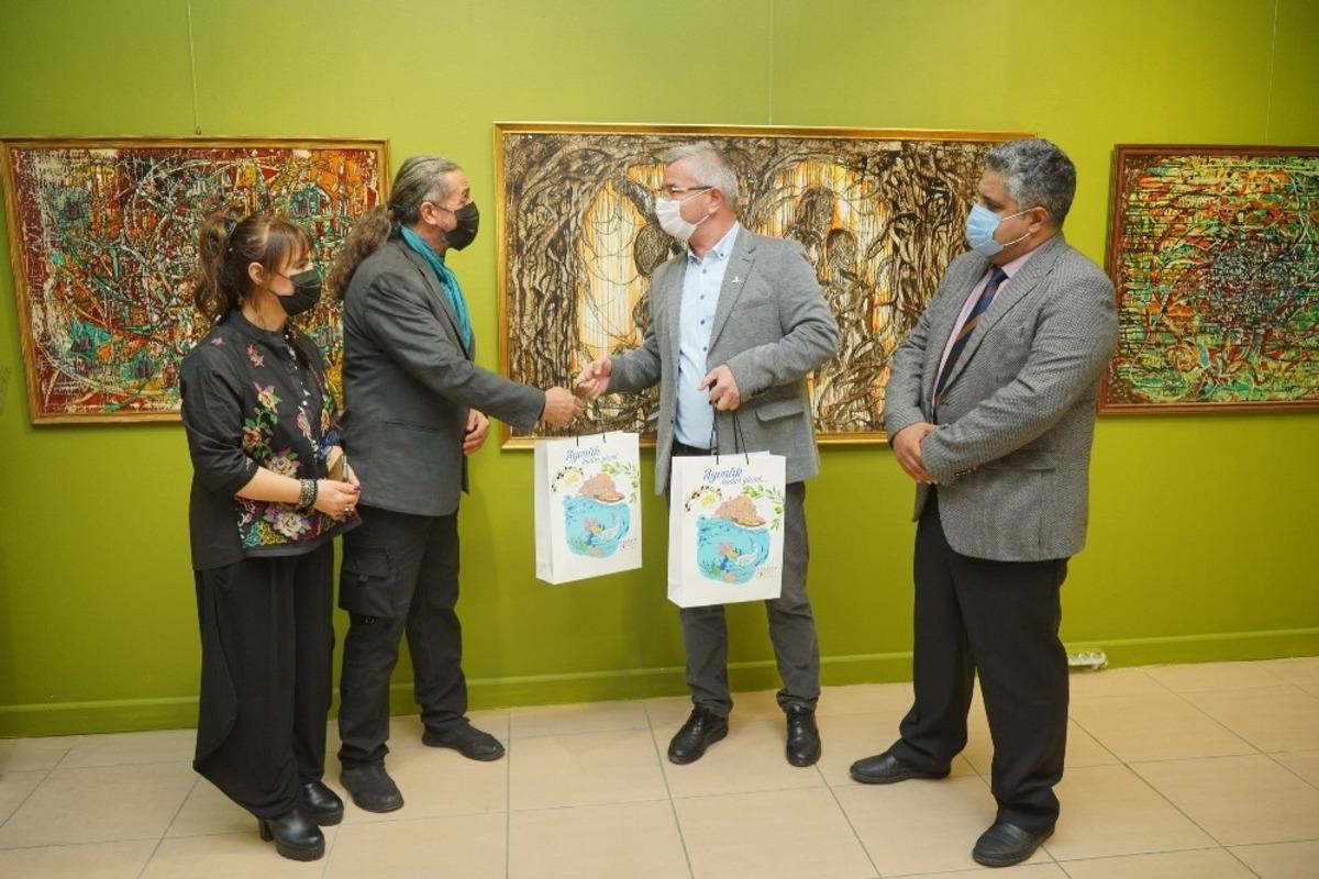 &ldquo;Uyanış&rdquo; sergisi sanatseverlerle buluştu