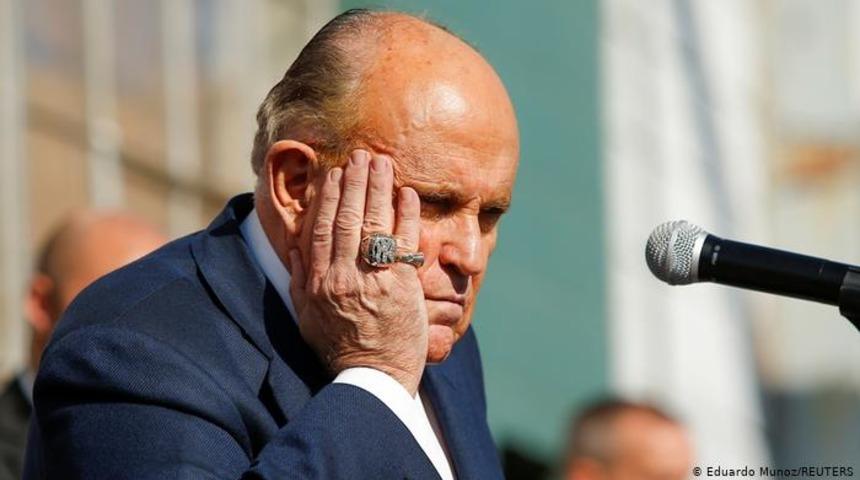 Trump'ın avukatı koronavirüse yakalandı