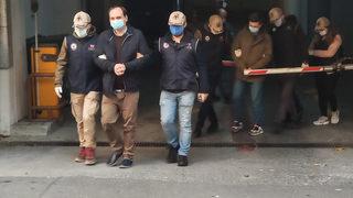 İstanbul'da gözaltına alınan Rus gazeteciler adliyeye sevk edildi