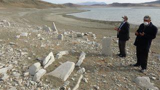 Sivas Ulaş'ta baraj çekildi mezarlar ortaya çıktı!