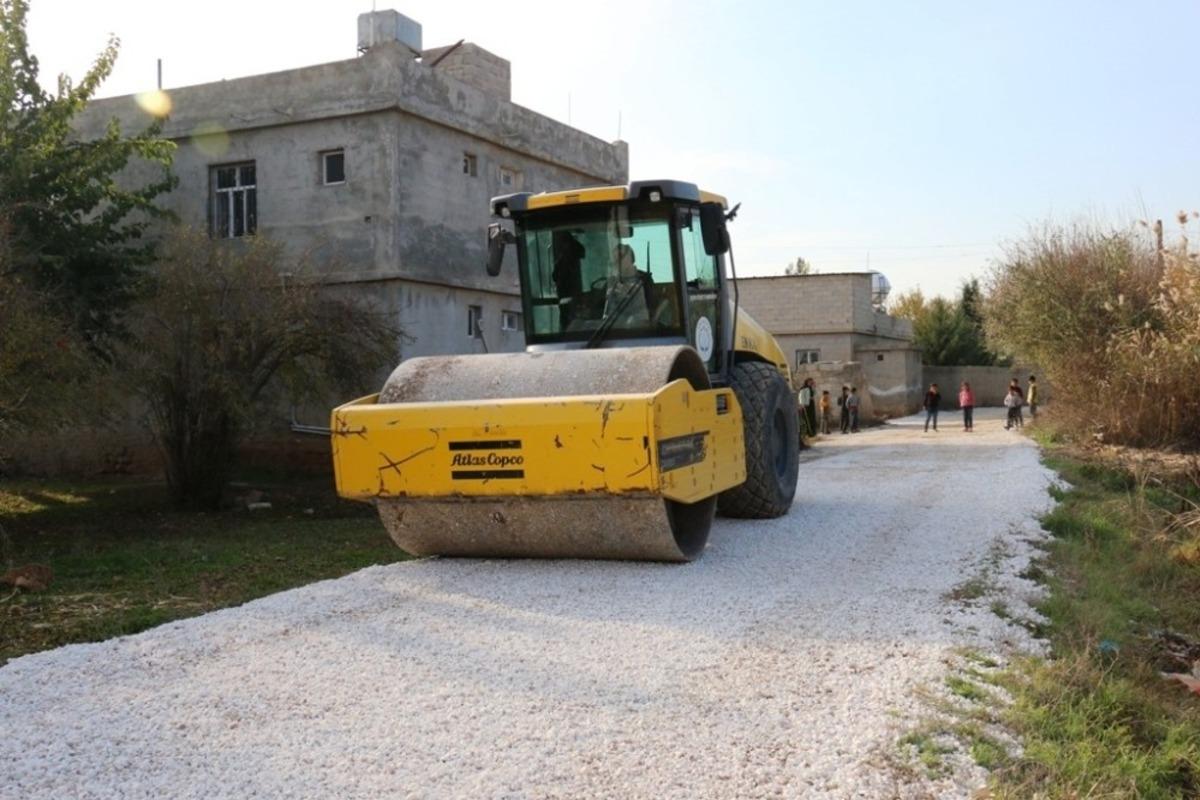 Ak&ccedil;akale&rsquo;de kırsal mahalleler yenileniyor