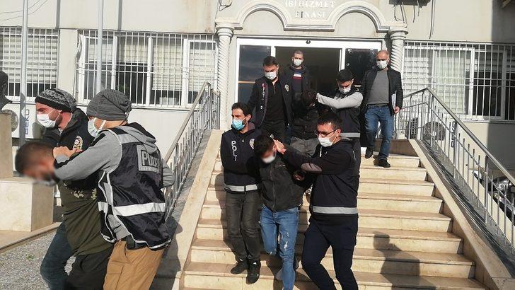 Otomobili kundaklayan şüpheliler adliyeye sevk edildi G3