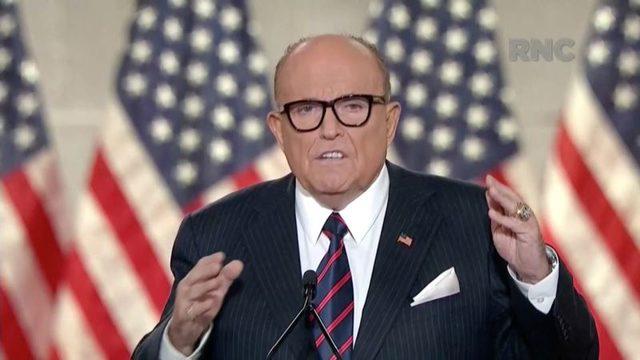 Trump'ın Avukatı Giuliani'nin Corona Testi Pozitif Çıktı