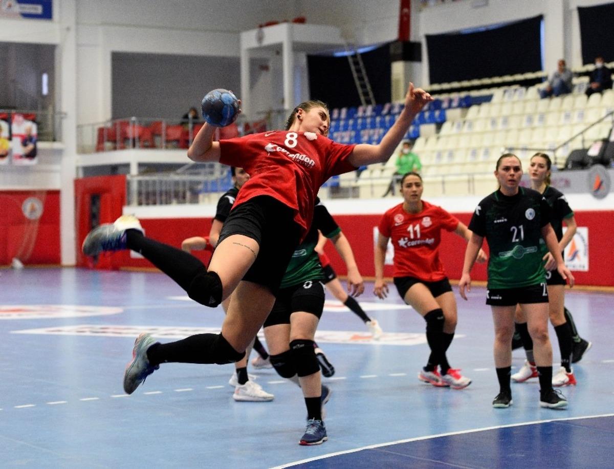 Muratpaşa, G&ouml;rele Belediyesi&rsquo;ni mağlup etti