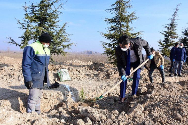 OSB Mesleki ve Teknik Lisesi’nde fidan dikimi gerçekleşti G2