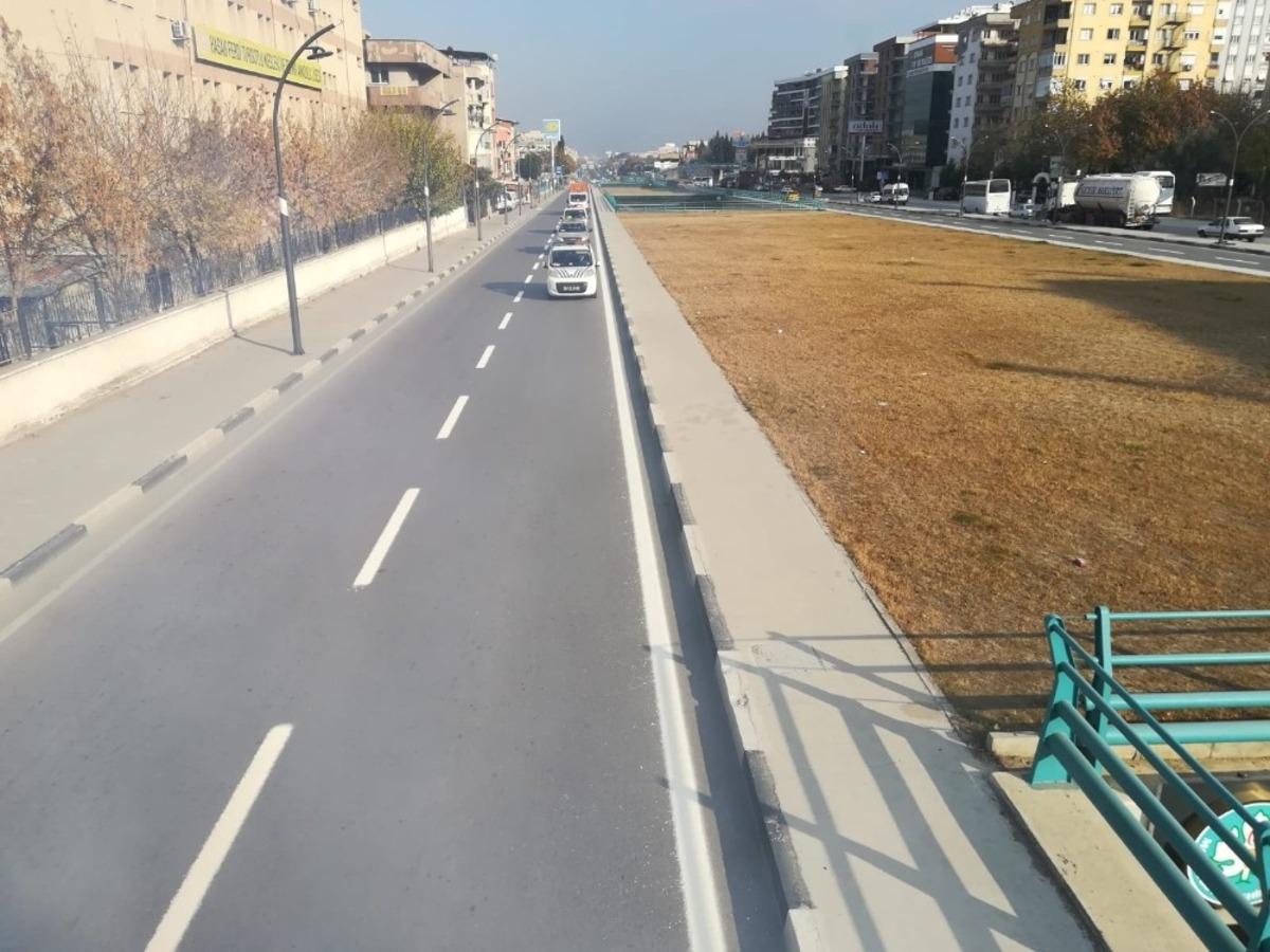 Turgutlu&rsquo;da yol şerit &ccedil;izgileri yenilendi
