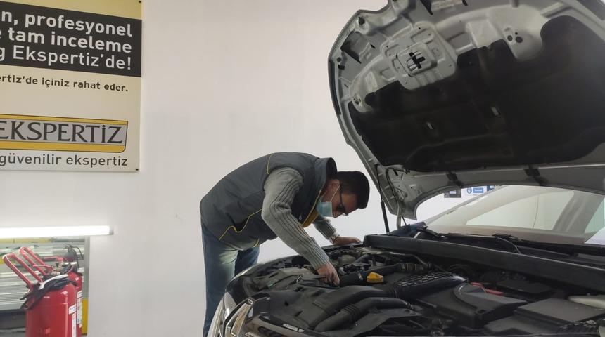 Ölüme neden olan ikinci el araba hilesi... İkinci el araba alırken dikkat: İki aracı birleştiriyorlar!