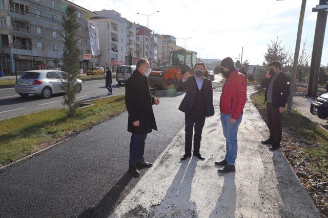 Başkan Arı, bisiklet ve yürüyüş yolunda incelemelerde bulundu