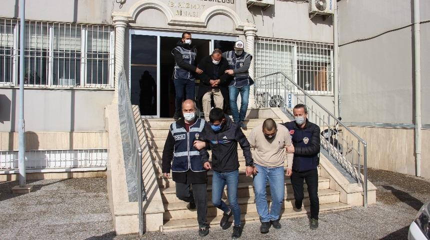 Silahlı saldırı olayının ş&uuml;phelileri adliye sevk edildi