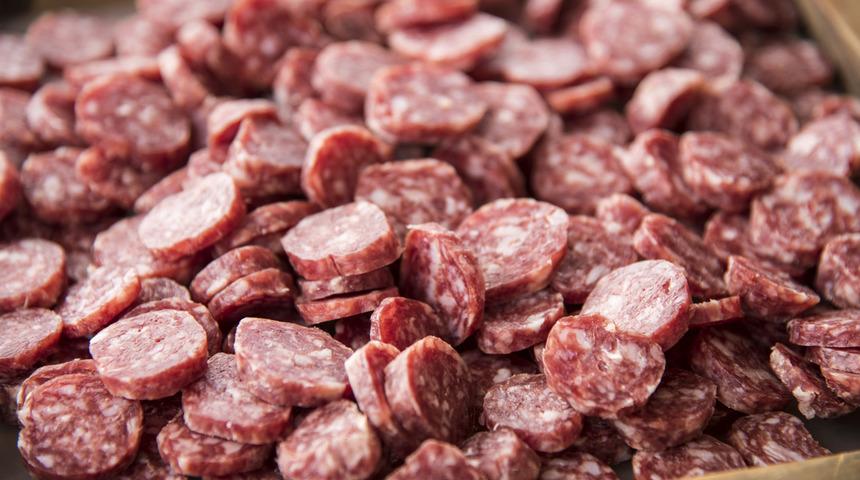 Olduğunuzdan daha genç gözükmek istiyorsanız bu gıdalardan uzak durun