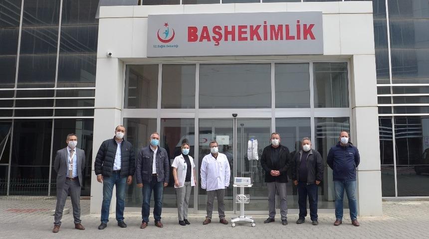 Kuşadası Ticaret Odası devlet hastanesine oksijen cihazı bağışladı