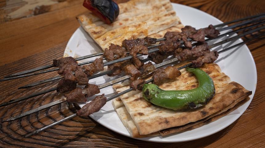 &Ccedil;&ouml;p şiş nasıl yapılır? MasterChef &ccedil;&ouml;p şiş tarifi nedir? &Ccedil;&ouml;p şiş malzemeleri neler? İşte &ccedil;&ouml;p şiş yapımı