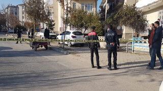 Sosyal medya üzerinden tartıştığı kadını iş yerine çağırıp vurdu