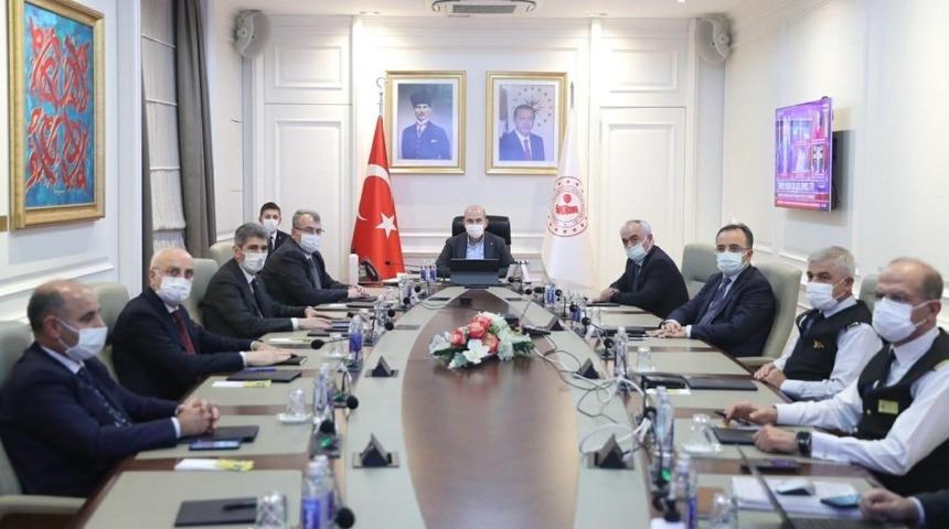 İçişleri Bakanı Süleyman Soylu'dan 81 ilin valisiyle kritik koronavirüs toplantısı