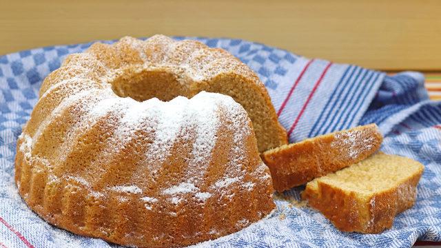 Altın değerinde ip uçları: Anne eli değmiş gibi sünger kıvamlı kek nasıl yapılır?