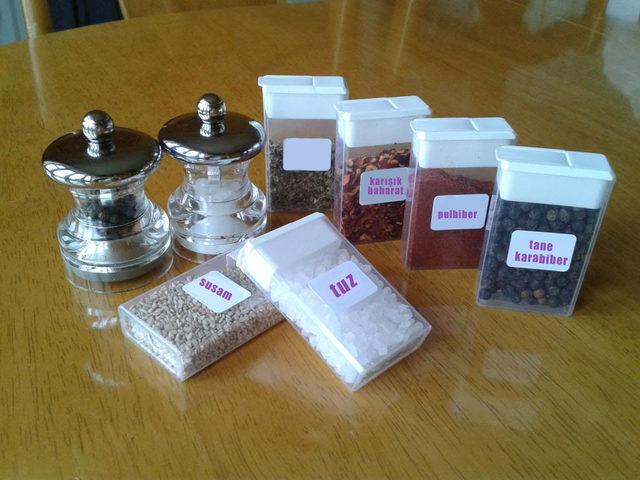 use-empty-tic-tac-containers-as-spice-storage (1)