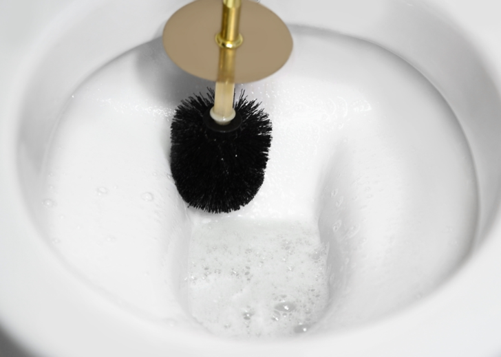 En kirli noktaymış! Tuvaleti temizlerken bu b&ouml;l&uuml;m unutuluyor